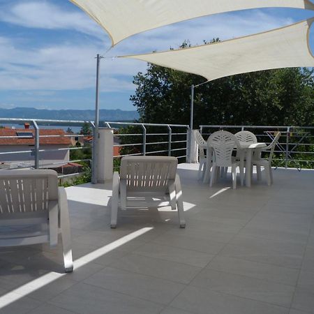 Apartments Monja & Dadi, Malinska, Vantacici Dış mekan fotoğraf
