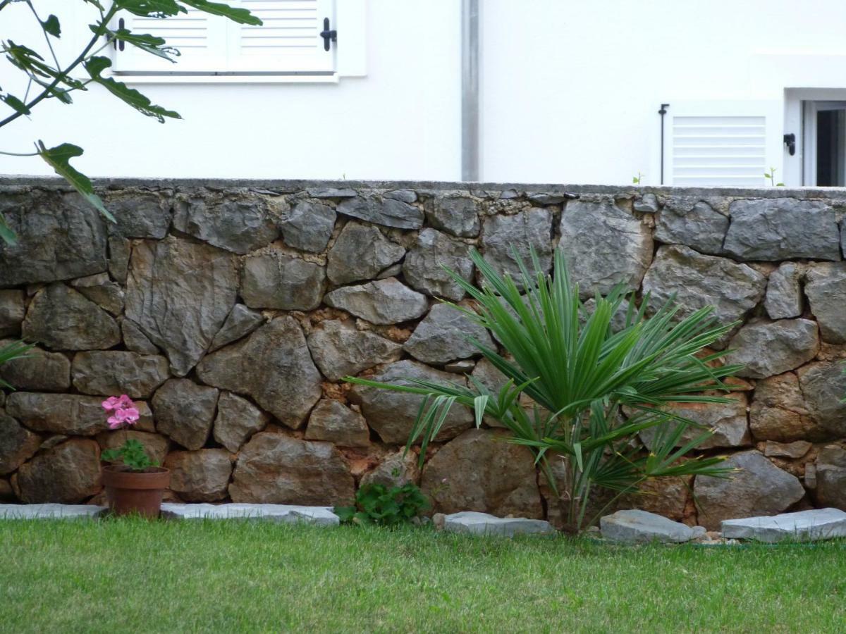 Apartments Monja & Dadi, Malinska, Vantacici Dış mekan fotoğraf
