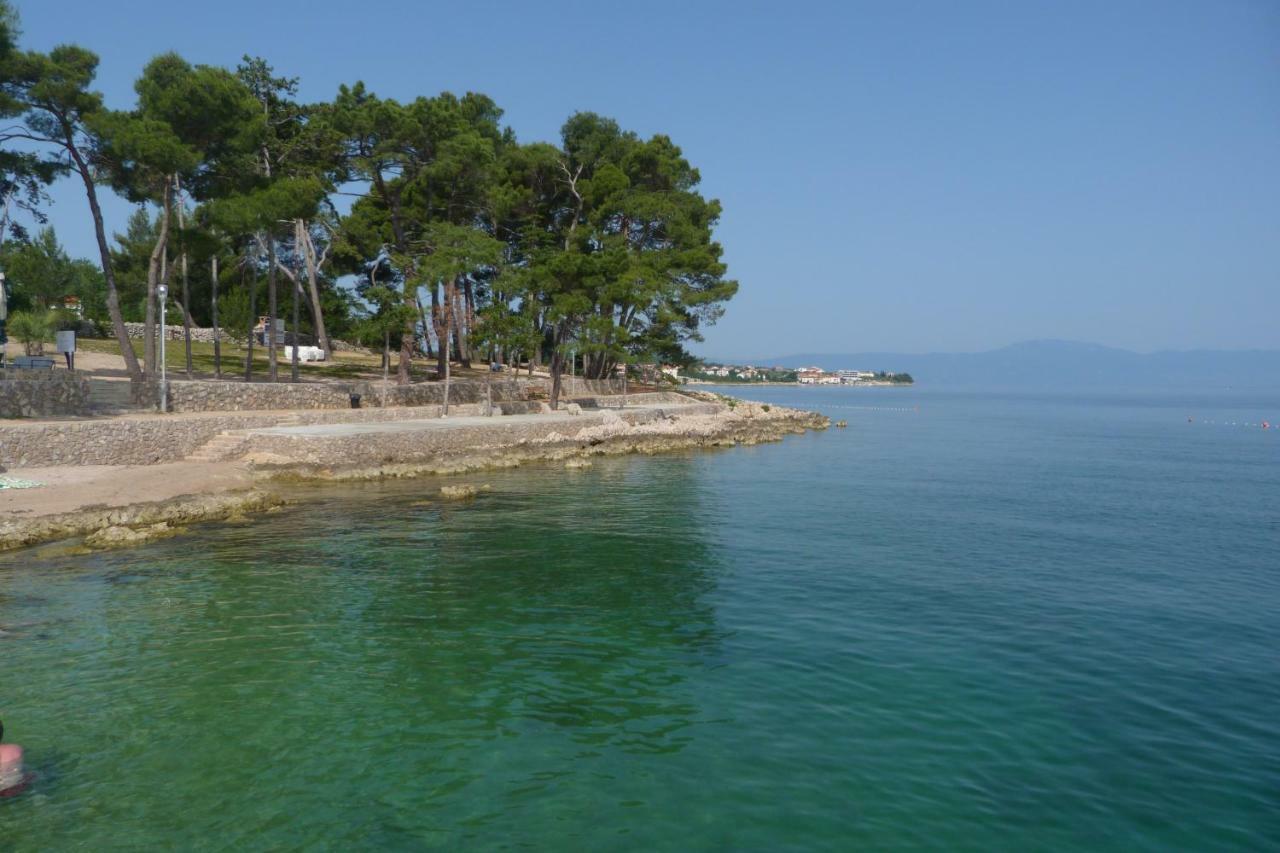 Apartments Monja & Dadi, Malinska, Vantacici Dış mekan fotoğraf