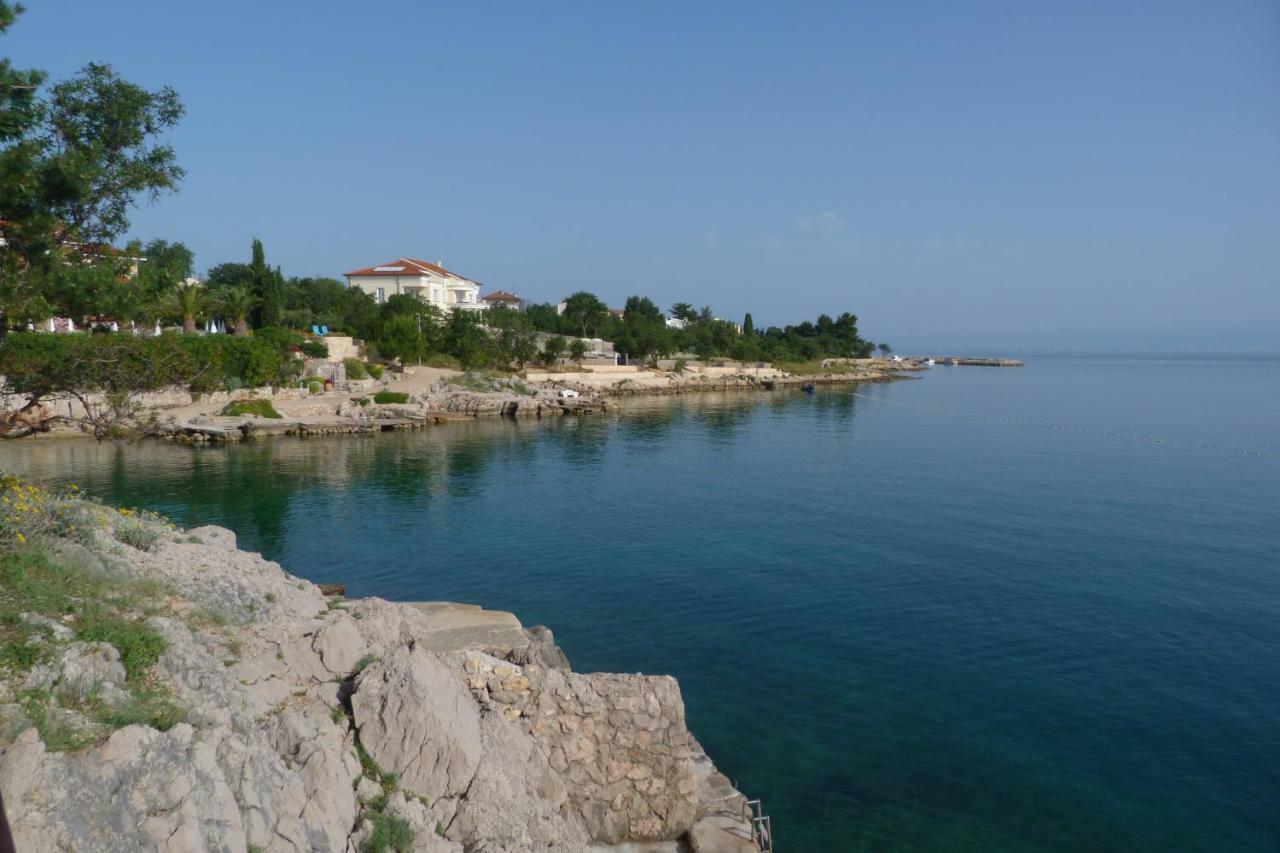 Apartments Monja & Dadi, Malinska, Vantacici Dış mekan fotoğraf