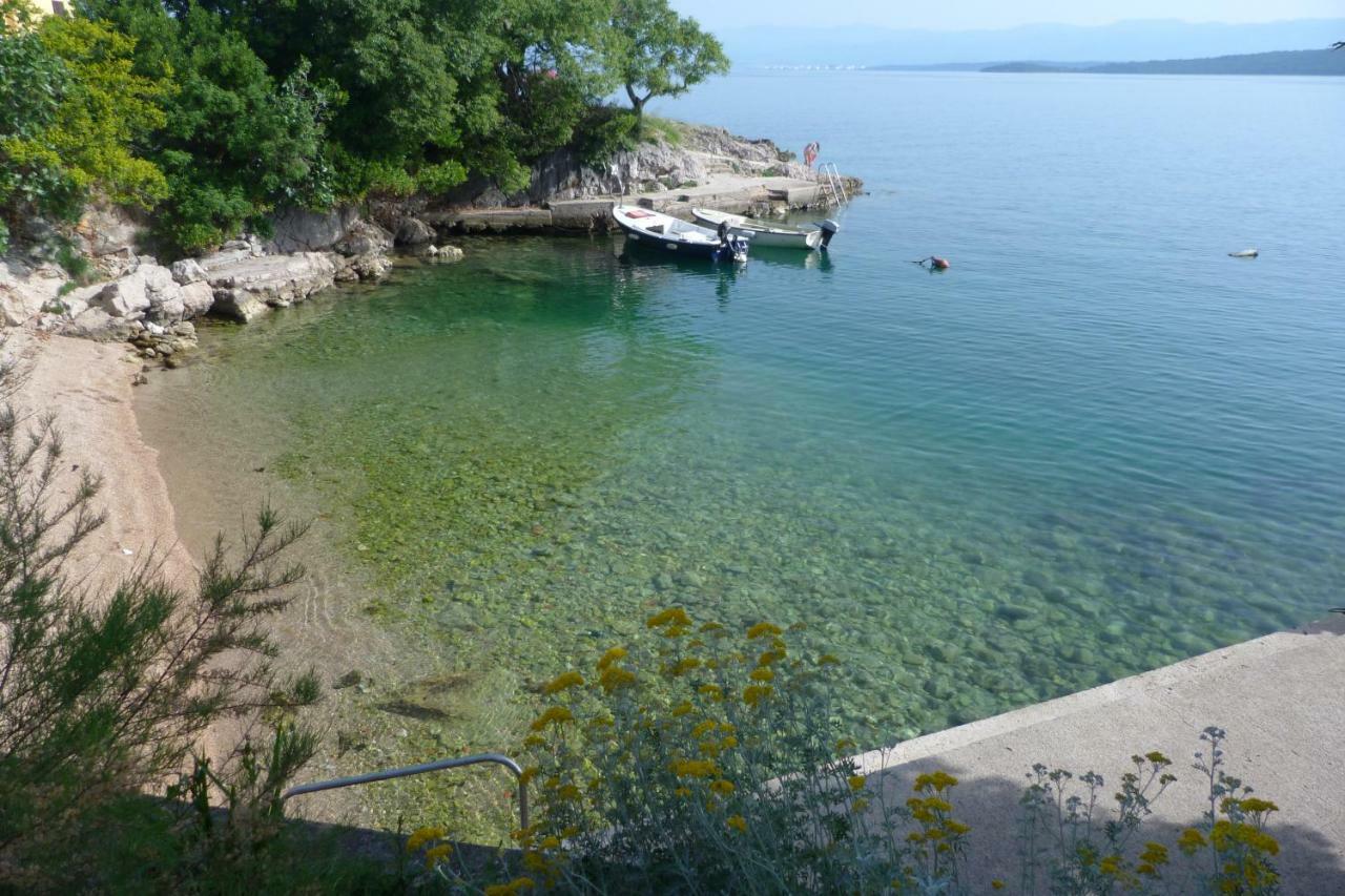 Apartments Monja & Dadi, Malinska, Vantacici Dış mekan fotoğraf